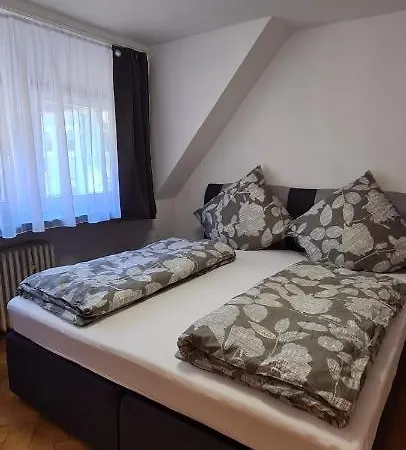 St Apartment *
